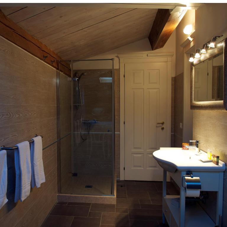 M Club De Luxe B&B 라벤나 객실 사진