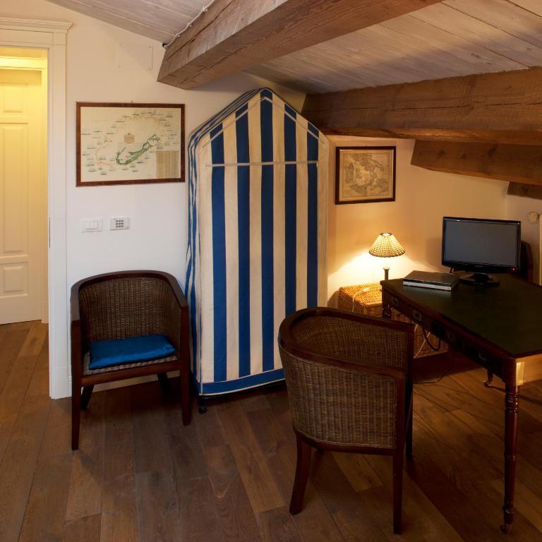 M Club De Luxe B&B 라벤나 객실 사진